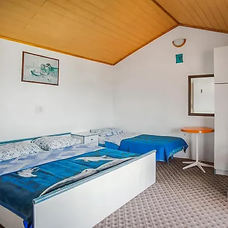 Tatil Evi 1 Bedroom In Lopar