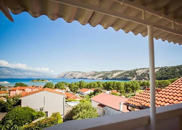 1 Bedroom Lovely In